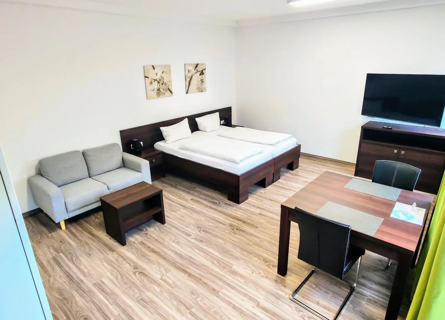Apartment Boardinghouse - Stadtvilla Budget Schweinfurt Germany