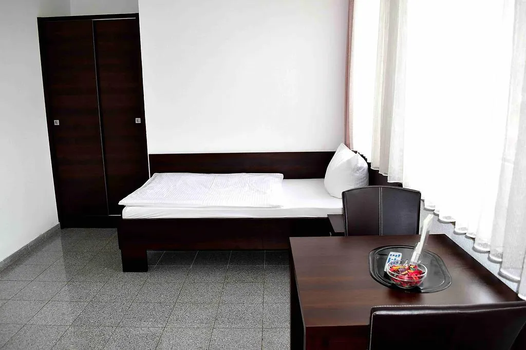Apartment Boardinghouse - Stadtvilla Budget Schweinfurt Germany